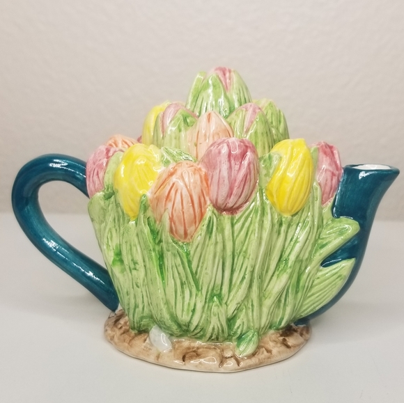 Cranbury Square March Miniature Teapot Tip-Toe Through The Tulips Floral Teapot - Picture 3 of 13